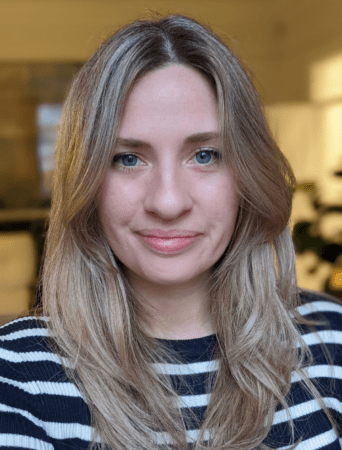 Portrait shot of woman looking at the camera